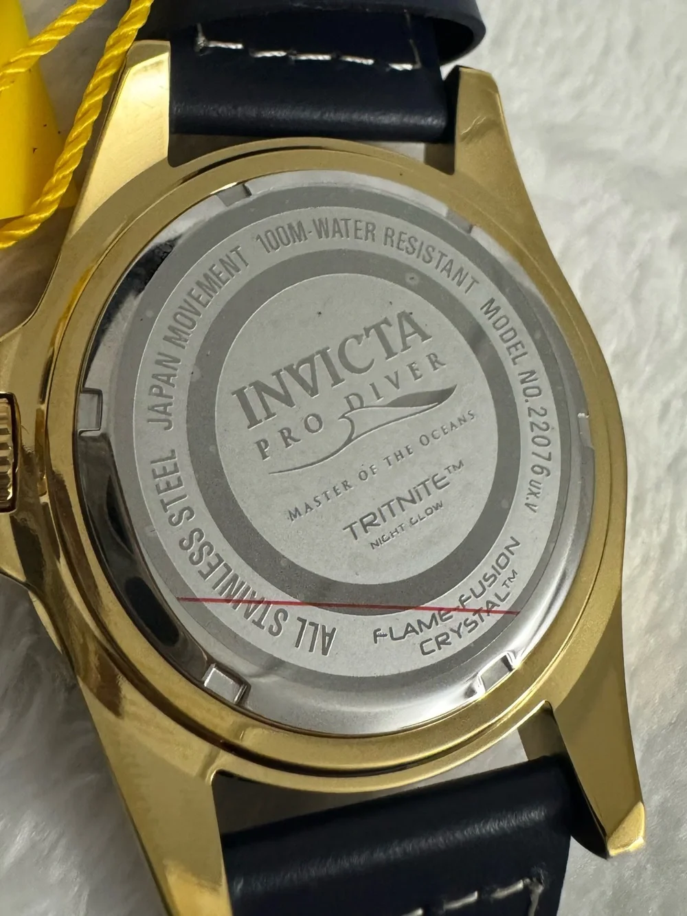 Invicta Pro Diver Blue Dial Blue Leather Men's Watch 43mm 22076